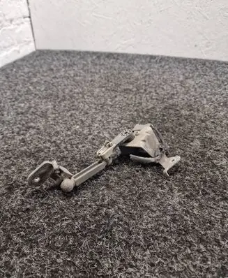 BMW i4 Rear air suspension level height sensor 6895650