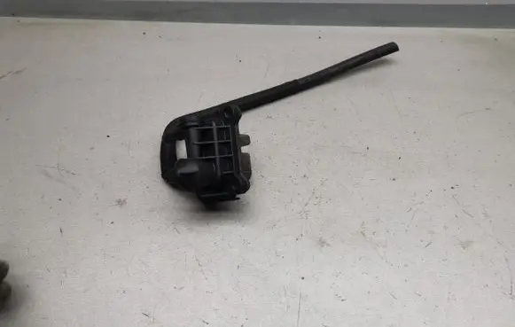 Mercedes-Benz C W203 Fuel filter heater A6110700179