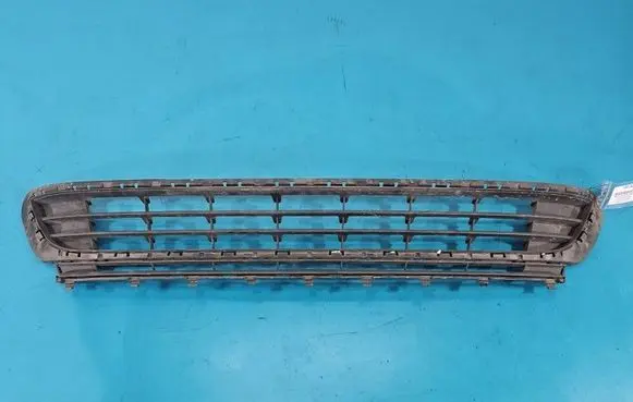 Volkswagen Golf VII Front bumper lower grill 5G0853677 IMPRK1563382