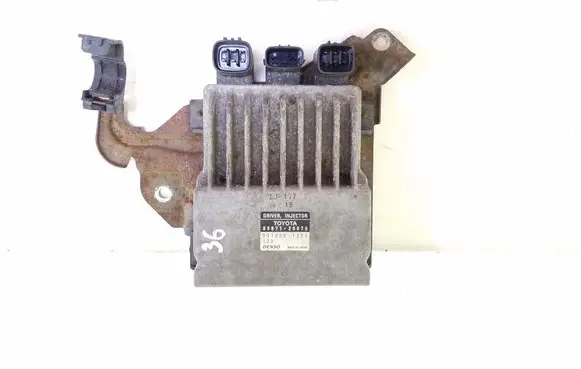 Toyota Corolla Verso AR10 Fuel injection control unit/module 8987120070