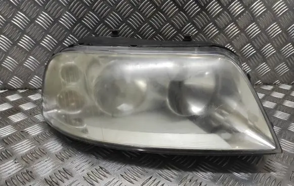 Volkswagen Sharan Headlight/headlamp 0301182202