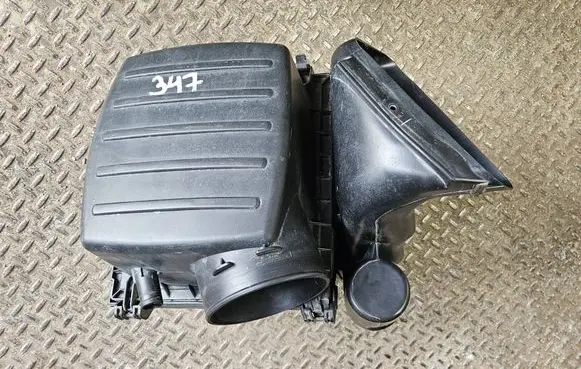 Jeep Grand Cherokee Air filter box 68022162AC 68022213AB