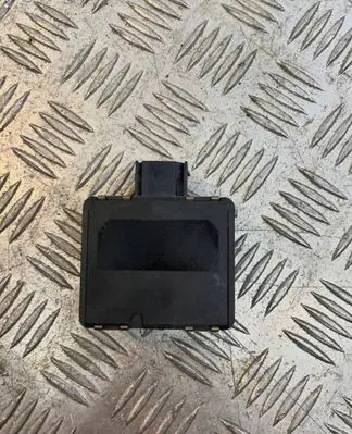 Tesla Model X Distronic sensor radar 1057551-00-B