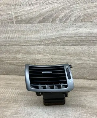 Peugeot 407 Dashboard side air vent grill/cover trim 9644589377