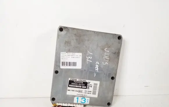 Toyota Yaris Engine control unit/module 89661-52101