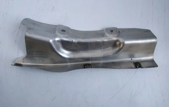 BMW 5 F10 F11 Heat shield in engine bay 7202854 51487202854