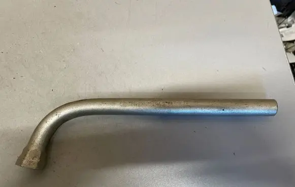 Volkswagen PASSAT B7 Wheel nut wrench 4D0012219A