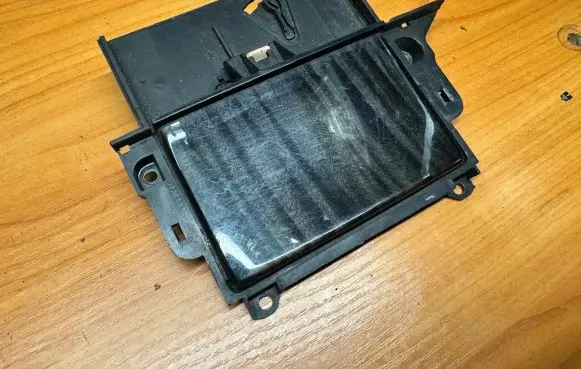 Ashtray (front)