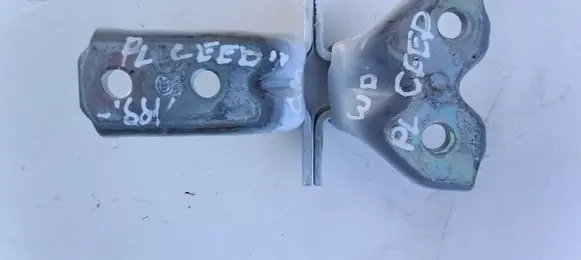KIA Ceed Front door hinge set ZAWIASYDRZWI