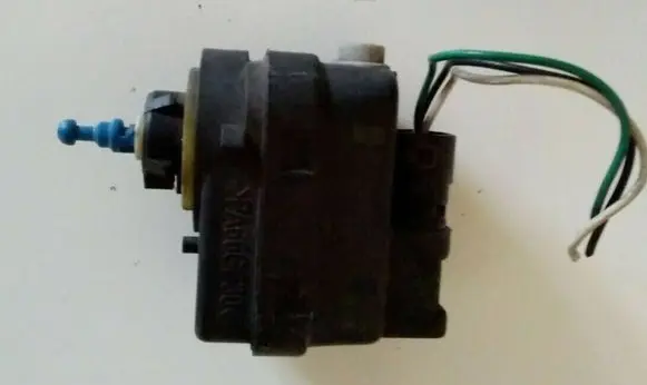 Renault Clio II Headlight level adjustment motor Q7700415343