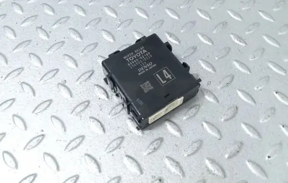Toyota Yaris XP210 Window wiper relay 8594052100 2360000220