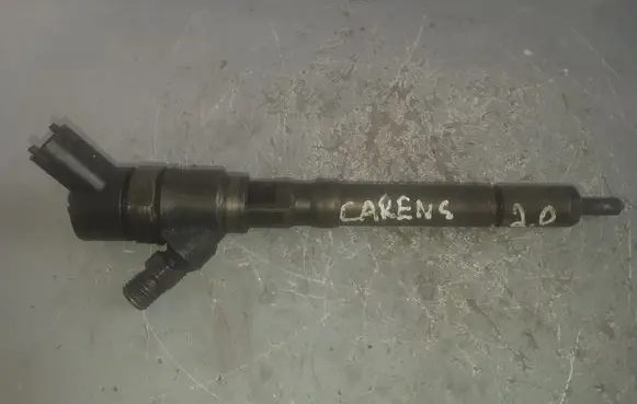 KIA Carens I Fuel injector