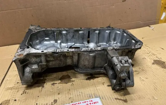 Chevrolet Cruze Oil sump 