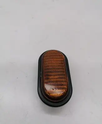 Opel Vivaro Front fender indicator light 7700847333