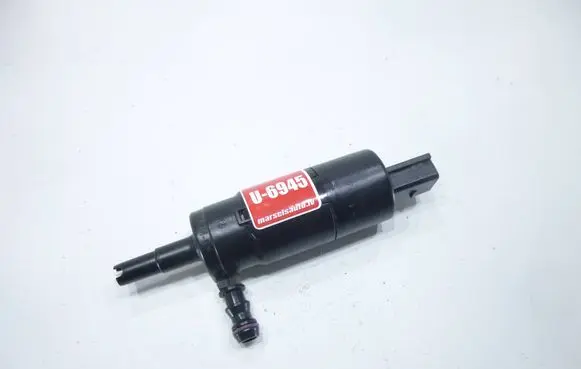 Volkswagen Touareg II Headlight washer pump 3B7955681 0010162