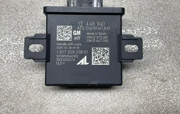 Opel Zafira C Light module LCM 13446941
