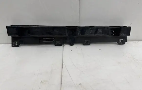 BMW 4 F36 Gran coupe Sill supporting ledge 51777320206