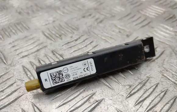 Volkswagen T-Roc Aerial antenna amplifier 2GA035577