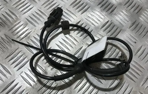 Nissan Note (E11) ABS brake wheel speed sensor 0265007537