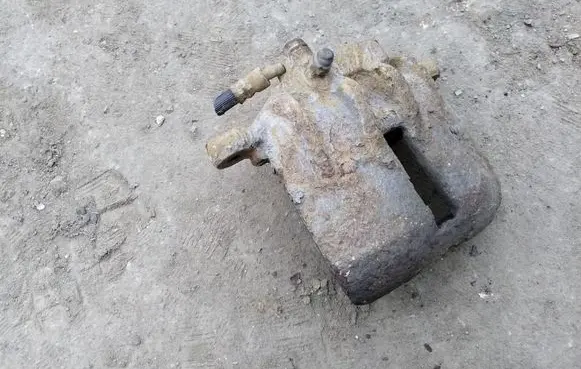 Honda Civic Front brake caliper