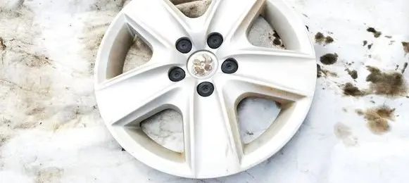 Volkswagen Golf Plus R15 wheel hub/cap/trim 5K0601147