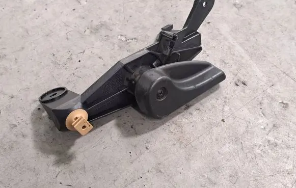 BMW X6 E71 Engine bonnet (hood) release handle 7148521