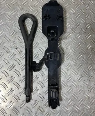 Ford Transit Custom Towing hook eye BK2116C170