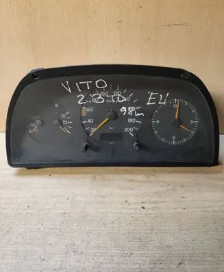 Mercedes-Benz Vito Viano W638 Speedometer (instrument cluster)