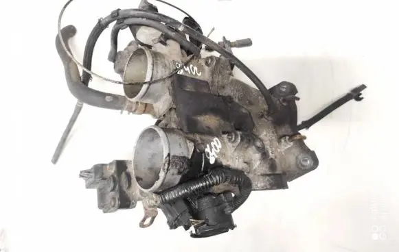 Lexus RX 300 Throttle valve