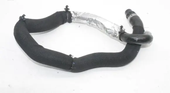 Volvo XC40 Engine coolant pipe/hose 32339721