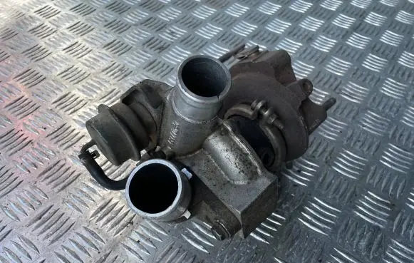 Toyota Corolla Verso AR10 Turbo