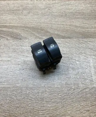 Renault Megane II Electric window control switch