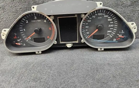 Audi A6 S6 C6 4F Speedometer (instrument cluster) 4F0920933J 4F0910930C 503001721801