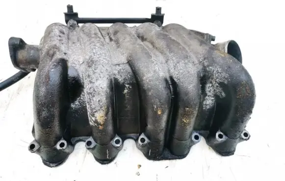 Audi A6 S6 C4 4A Intake manifold 