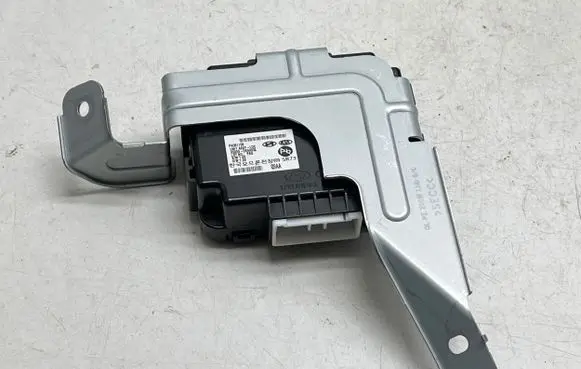 KIA Sportage Voltage converter/converter module 95300D9AA0QL PA051108