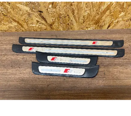 Audi A5 Sportback 8TA Front sill trim cover 8T8853374 8T8853373 8T8853376