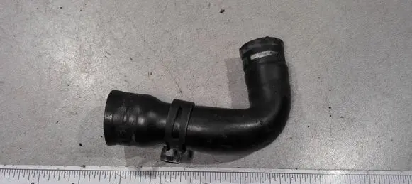 Opel Vectra C Air intake hose/pipe 90528773