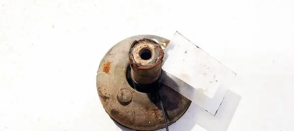 Opel Zafira A Engine mount bracket 