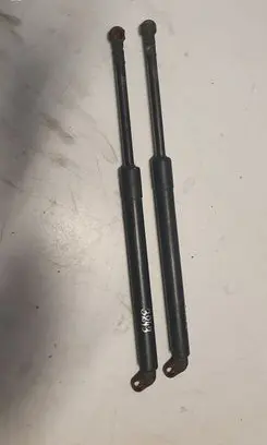 BMW 5 E39 Tailgate/trunk/boot tension spring 