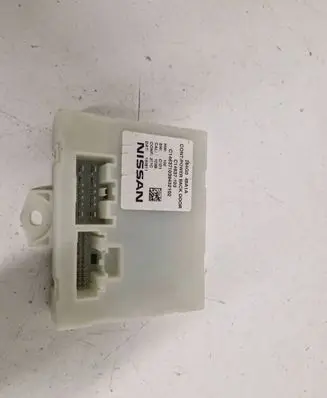 Nissan X-Trail T32 Tailgate/trunk control unit/module C14637103 284G04BA1A C138371039432102