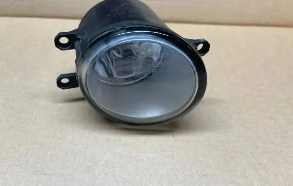 Toyota Prius (XW30) Front fog light 812100D041 89206402