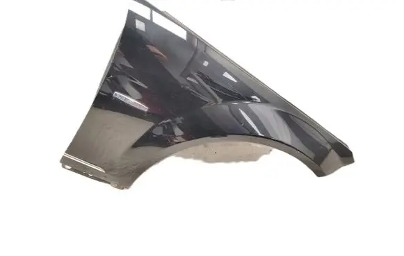 Mercedes-Benz C W204 Fender