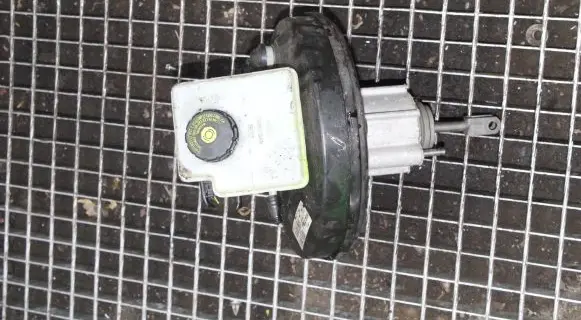 Mini Cooper Countryman R60 Brake booster