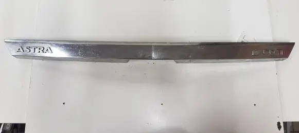 Opel Astra H Tailgate trim 461088395 13223918