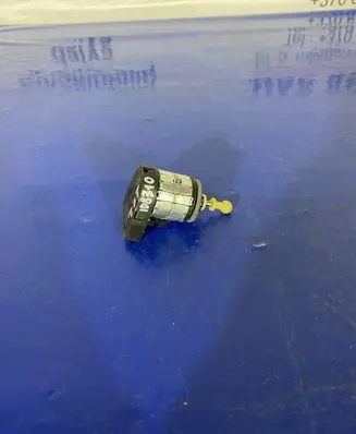 Mercedes-Benz E W212 Headlight level adjustment motor 6NM00971500 296213601231AF