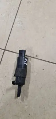 Audi A8 S8 D4 4H Headlight washer pump 3B7955681