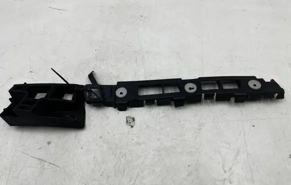 Opel Meriva B Rear bumper mounting bracket 13268253