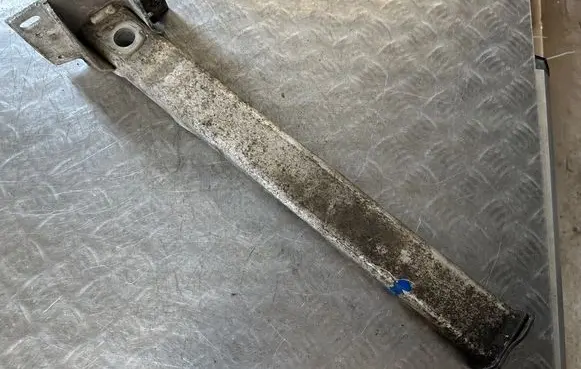 Peugeot 3008 I Front bumper shock/impact absorber 