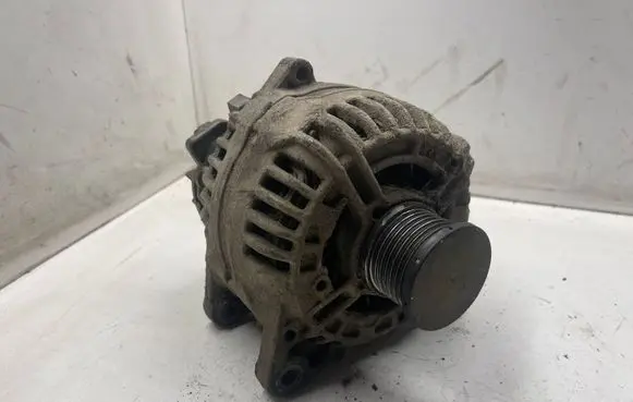 Renault Laguna II Generator/alternator 8200251006