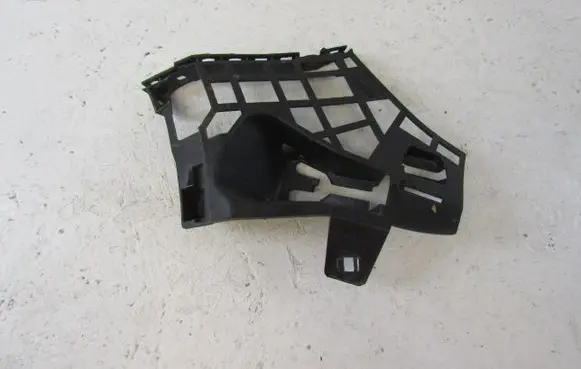 Mercedes-Benz GLA W156 X156 Front bumper mounting bracket A1568850621